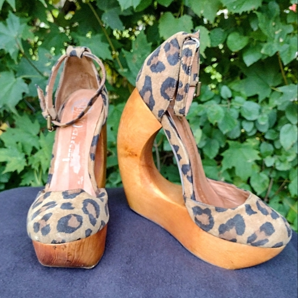 Jeffery Campbell Wedge